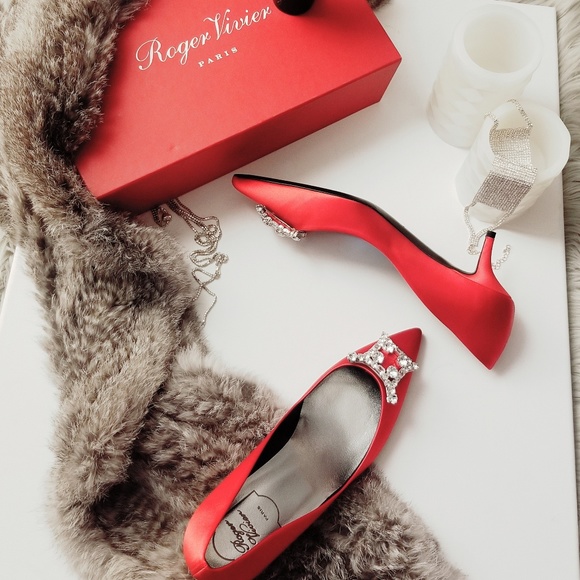 🔥Roger Viver Satin Pumps - Picture 2 of 8